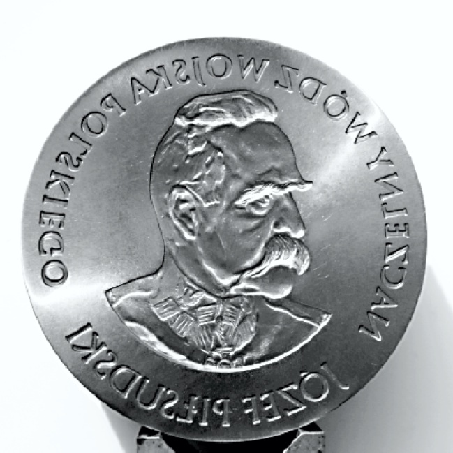 Przykładowy produkt mennicy śląskiej wytwarzającej srebrne medale